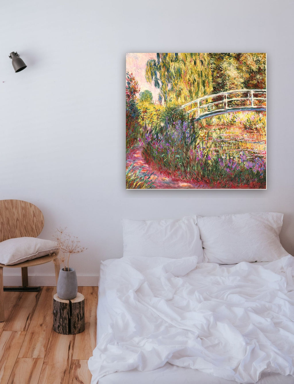 A Ponte Japonesa e o Jardim de Claude Monet na parede de um quarto