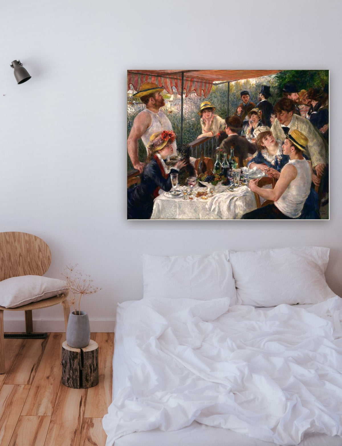 Almoço na Festa dos Barqueiros de Pierre-Auguste Renoir na parede de um quarto