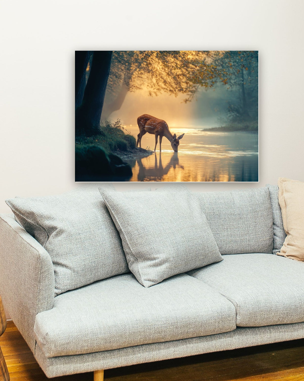 Amanhecer na floresta na parede de uma sala