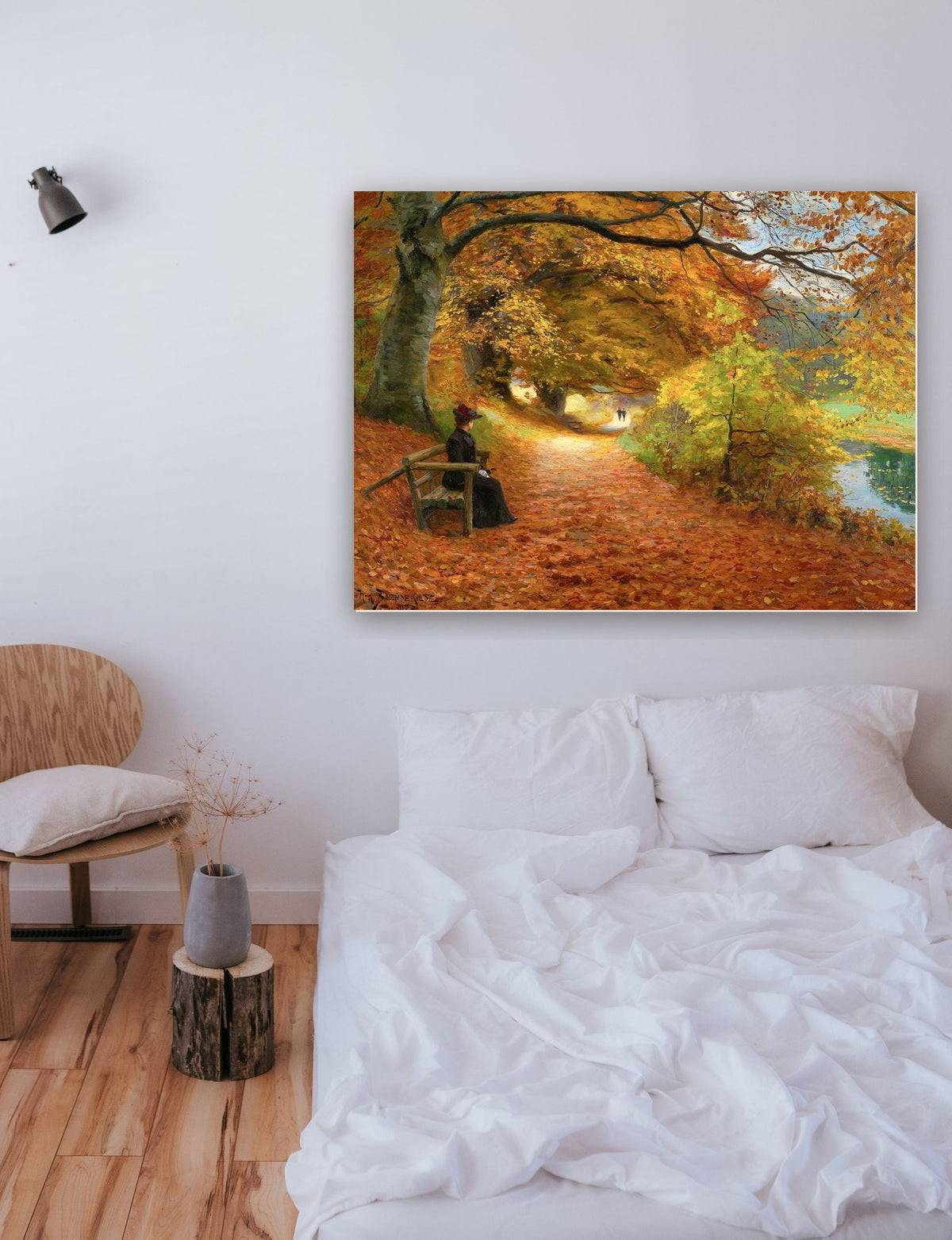 Caminho das Árvores no Outono de Hans Brendekilde na parede de um quarto