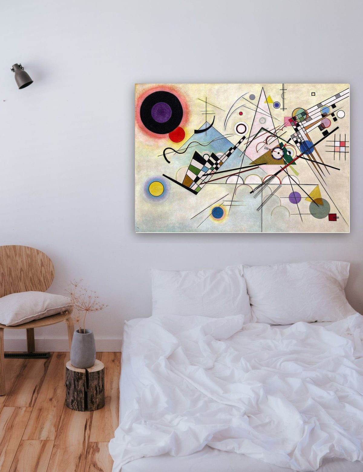 Composição VIII de Wassily Kandinsky na parede de um quarto