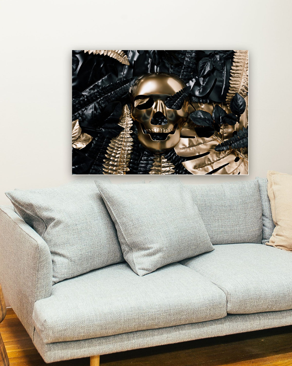 CrÂnio Dourado na parede de uma sala