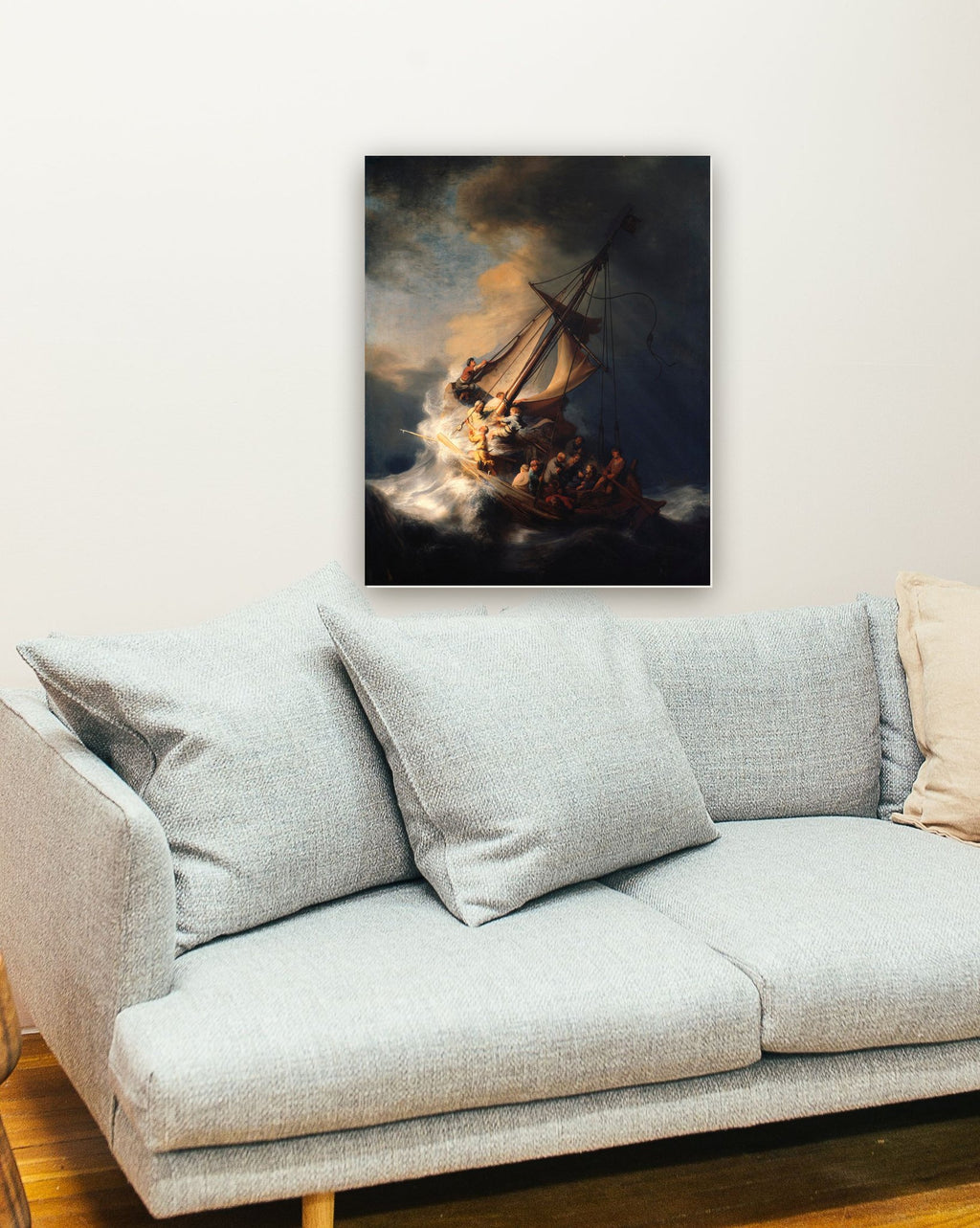 Cristo na Tempestade do Mar da Galiléia de Rembrandt na parede de uma sala