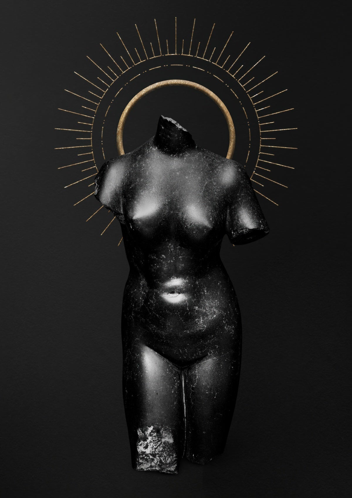 Escultura Feminina em Preto 3