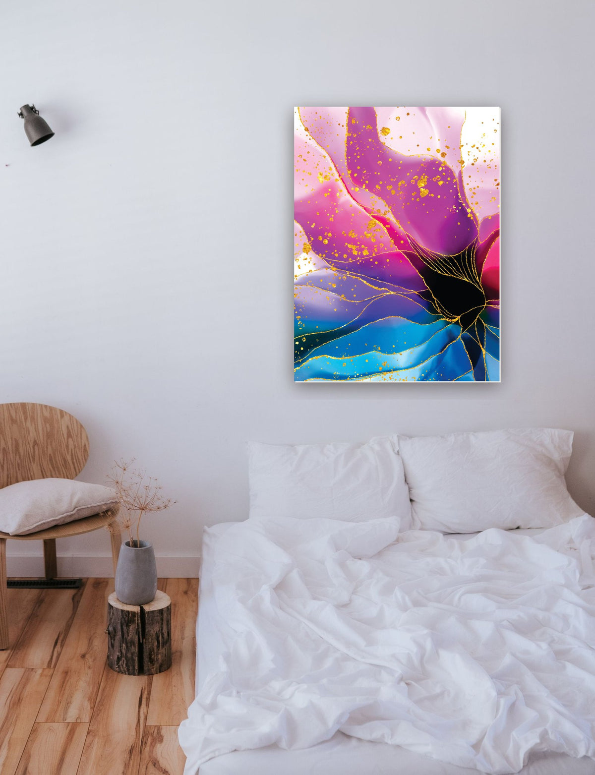 Flores Abstratas 3 na parede de um quarto