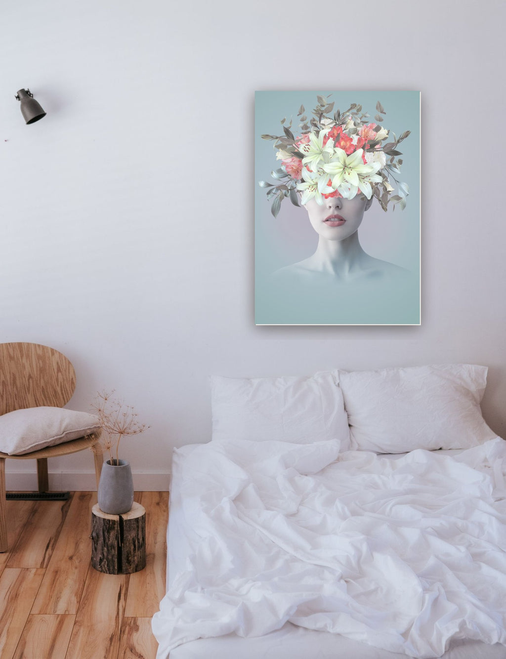 Flower Head 1 na parede de um quarto
