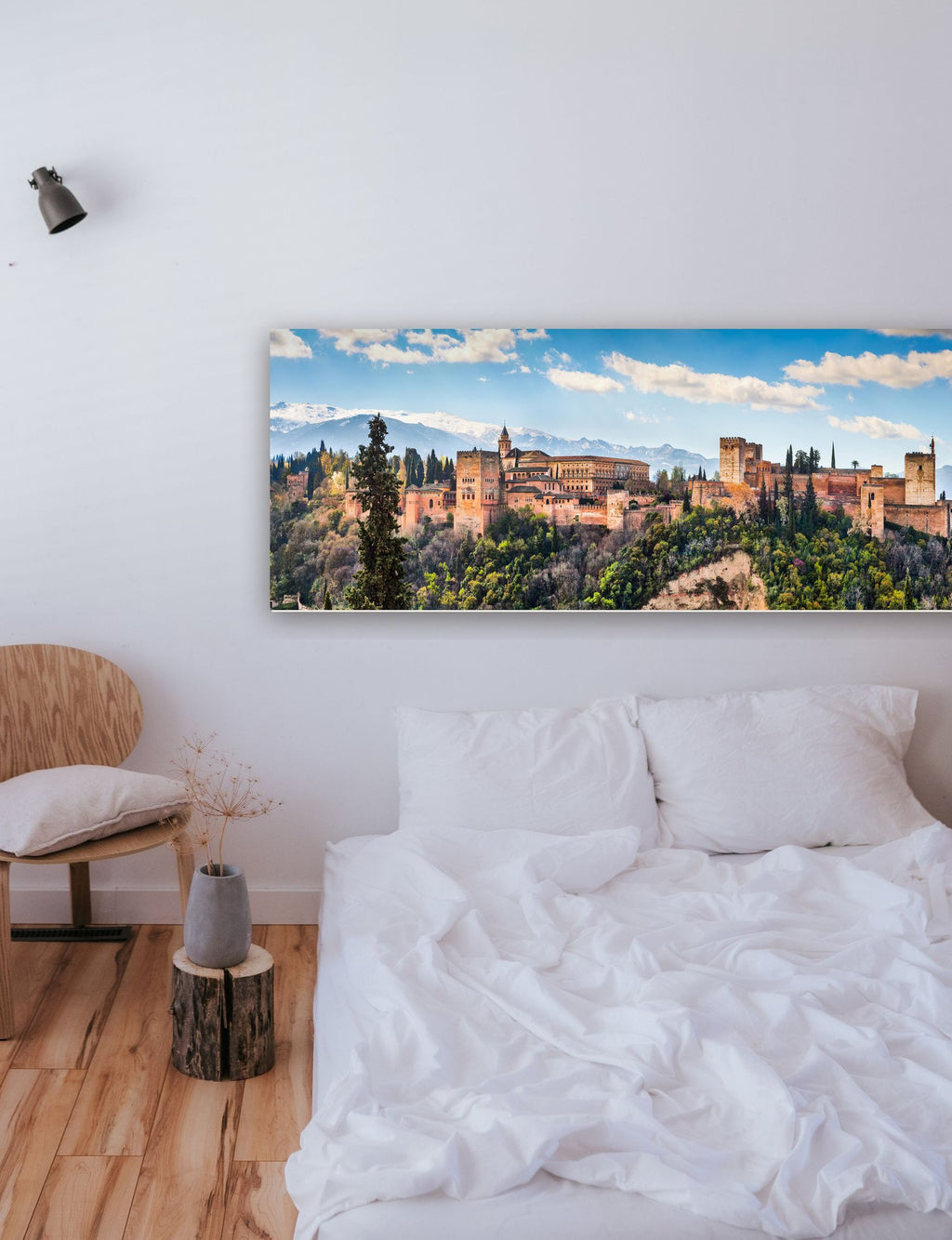 Granada, Andaluzia, Espanha na parede de um quarto