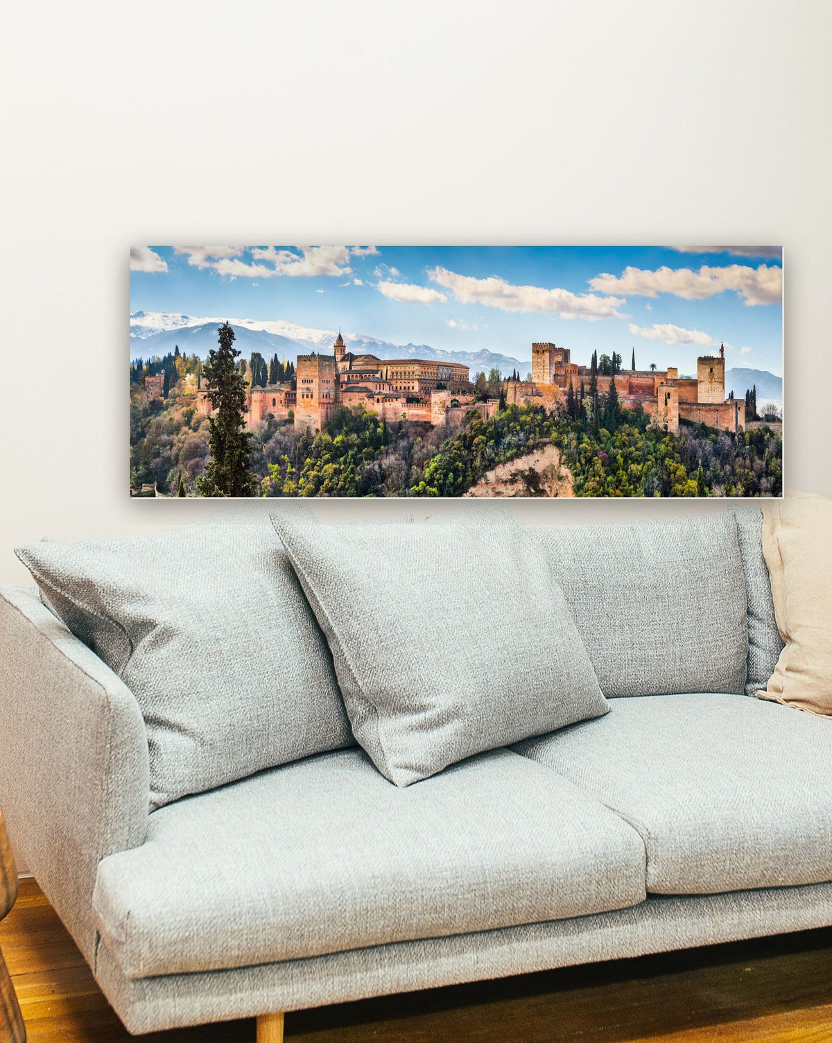Granada, Andaluzia, Espanha na parede de uma sala