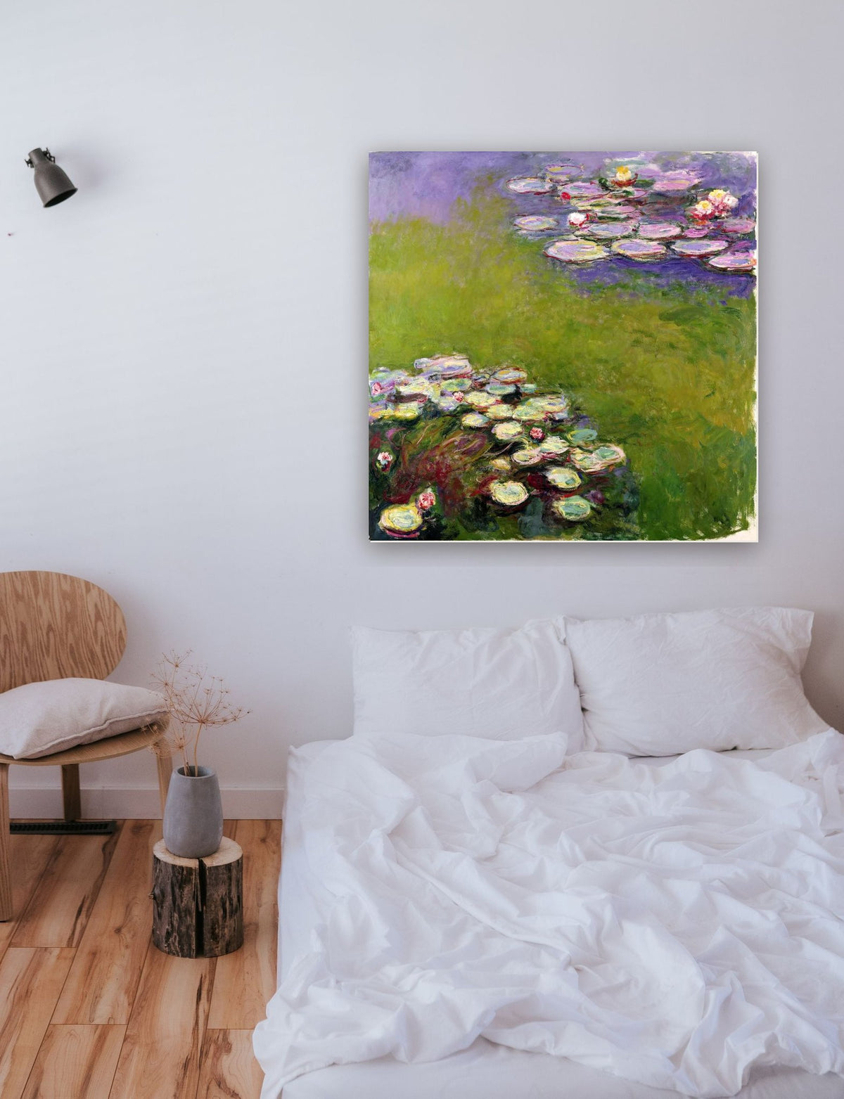 Lírios D’água (1917) de Claude Monet na parede de um quarto