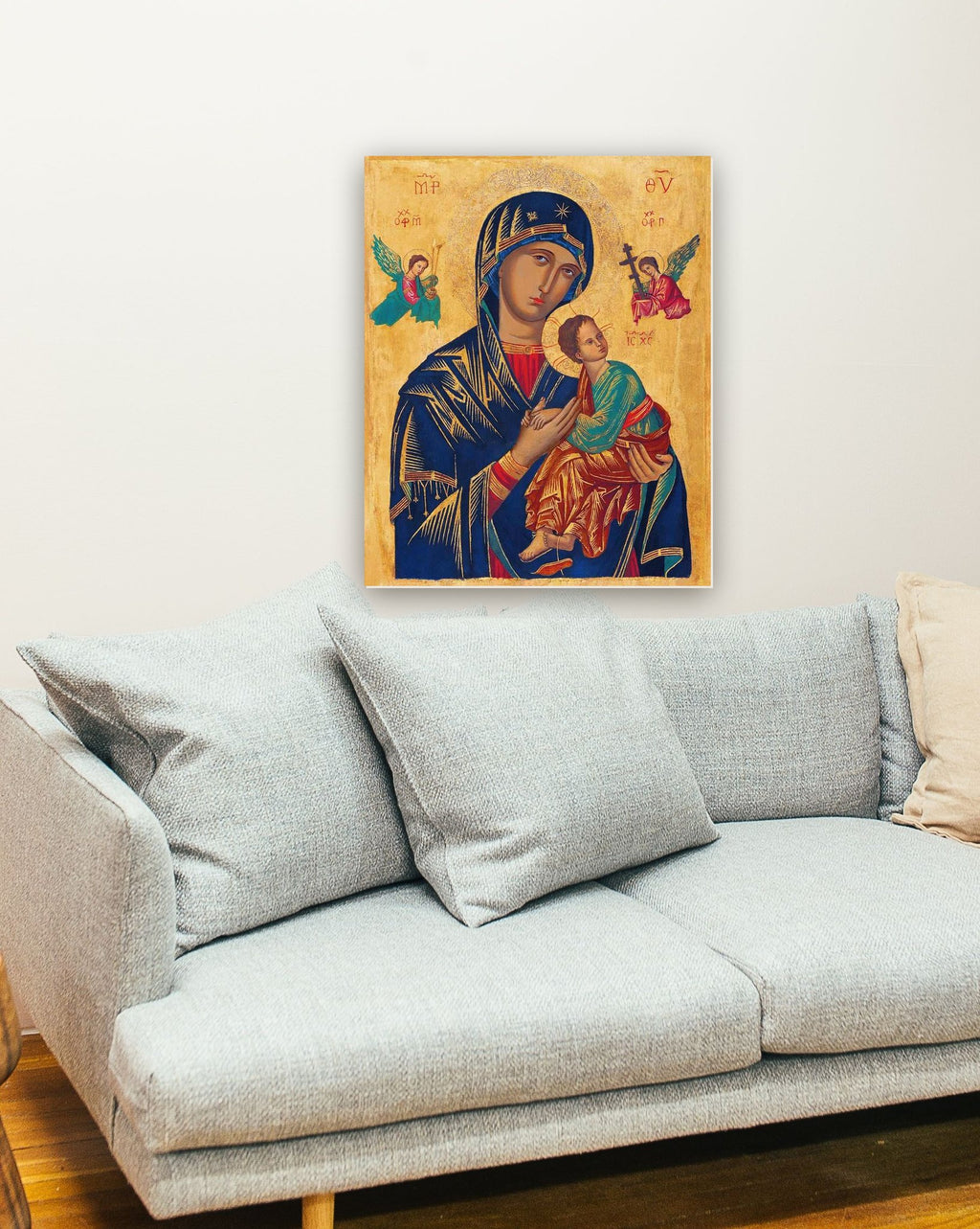 Nossa Senhora do Perpétuo Socorro na parede de uma sala
