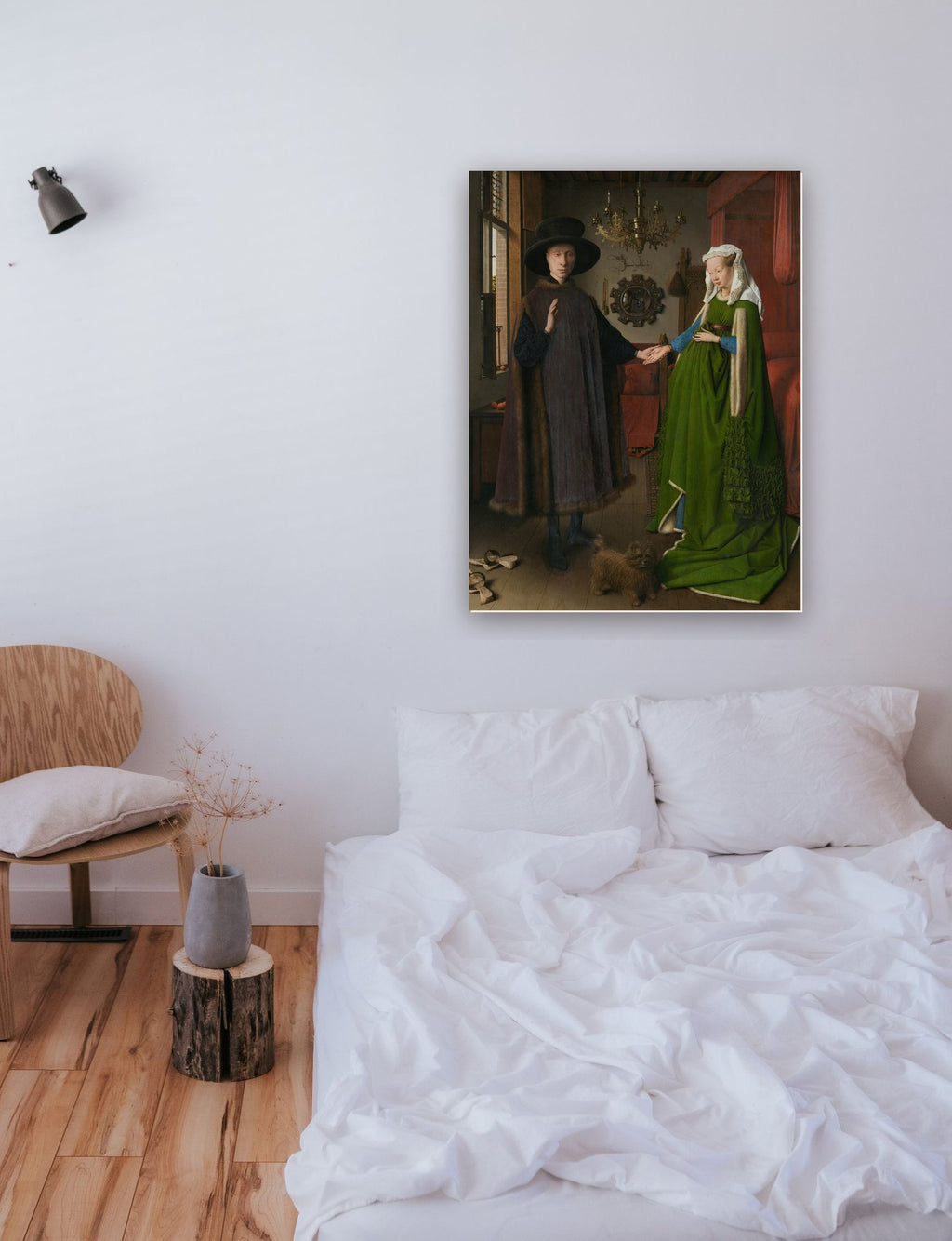 O Casal Arnolfini de Jan van Eyck na parede de um quarto