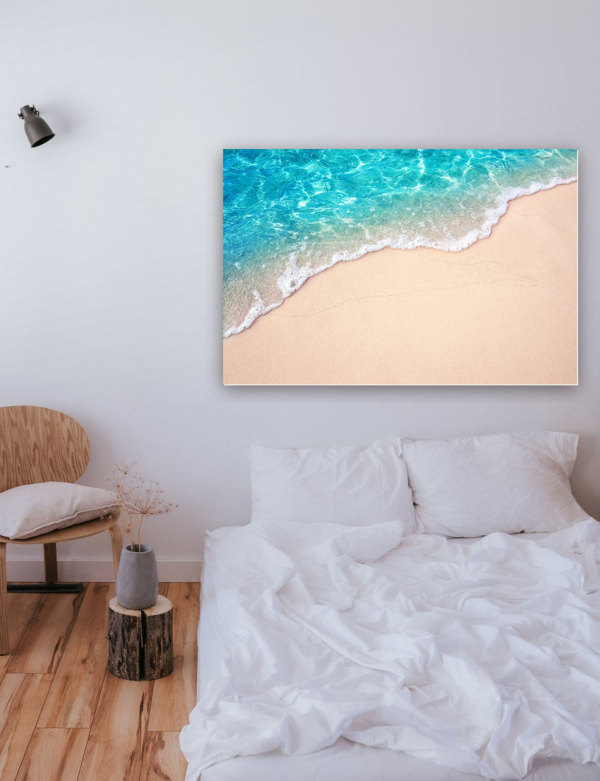 Ondas na areia na parede de um quarto