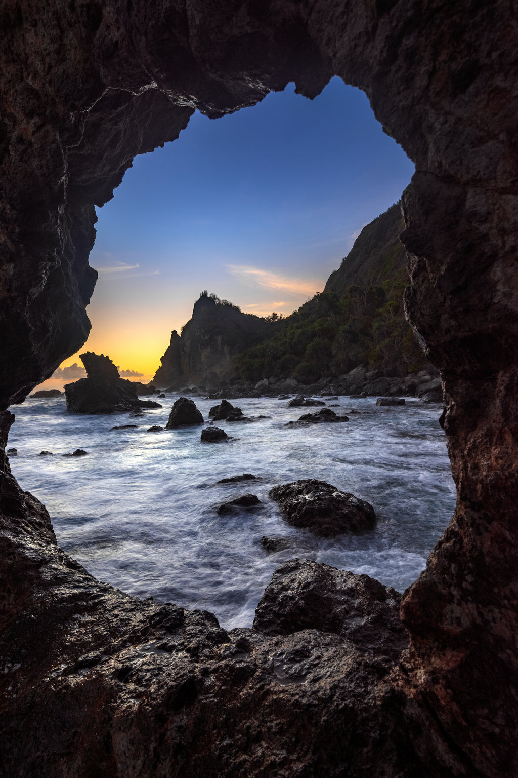 Praia de Watu Lumbung, Indonésia