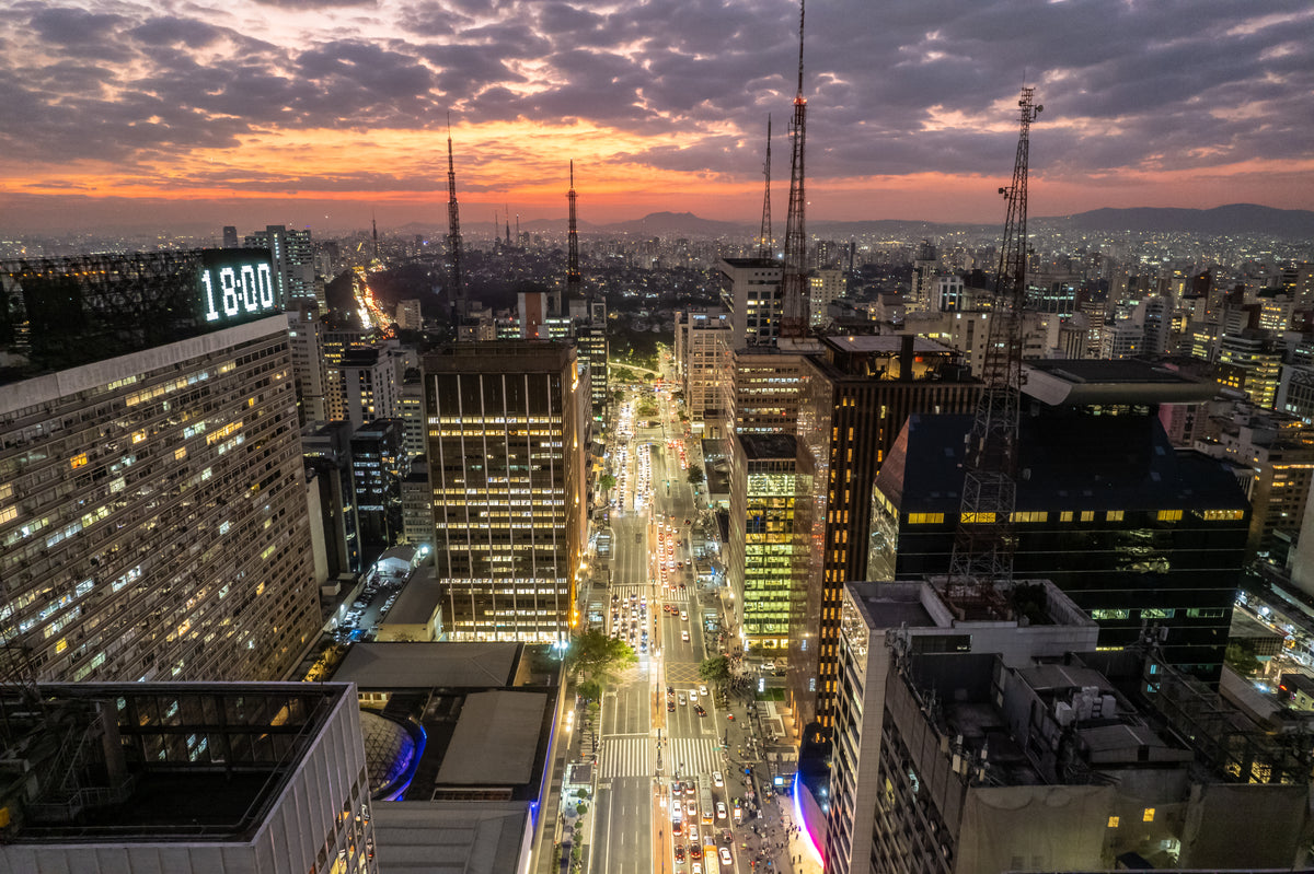 Vista aérea da Avenida Paulista e MASP,  São Paulo, Brasil.