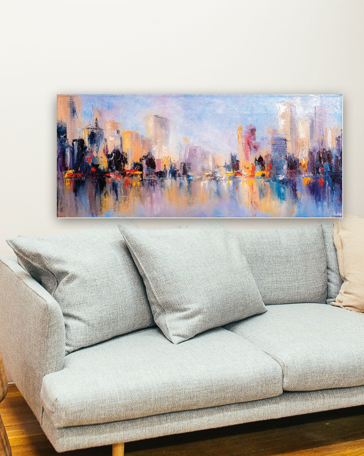 Vista panorâmica da cidade abstrata na parede de uma sala